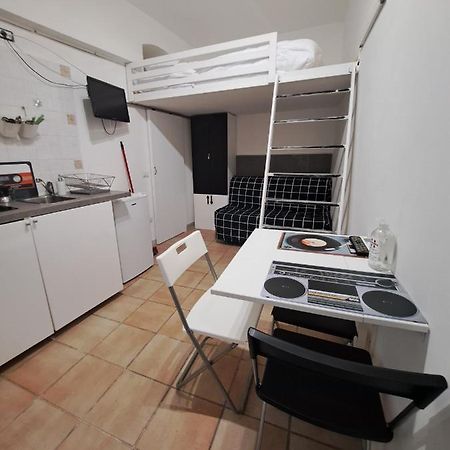 Spaccanapoli Suite Exteriör bild